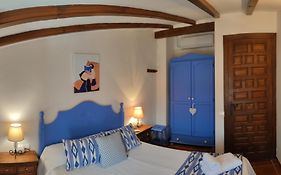 Masia De San Juan Casa Numero 1 En Castillo Con Piscina Y Aire Acondicionado